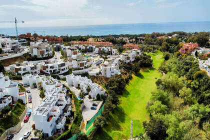 Дом Продажа в Puerto de Cabopino, Marbella, Málaga. 