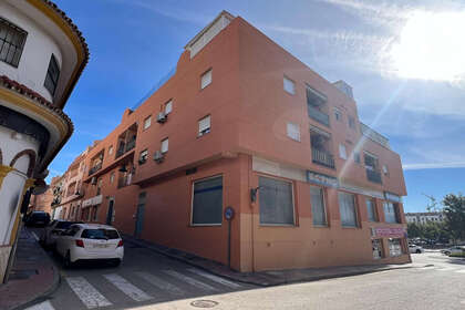 Апартаменты Продажа в Las Lagunas, Fuengirola, Málaga. 