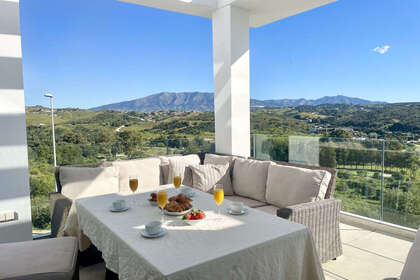 Апартаменты Продажа в Cala Del Moral, La, Málaga. 