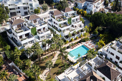 Апартаменты Продажа в Puerto Banús, Marbella, Málaga. 