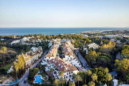 Апартаменты Продажа в Puerto Banús, Marbella, Málaga. 