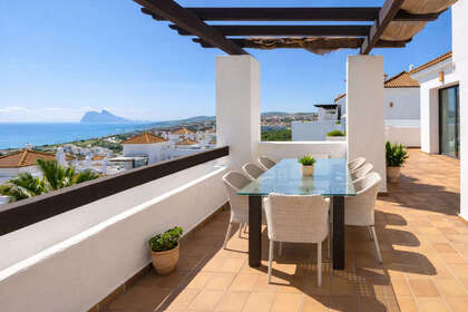 Plenthuse til salg i Alcaidesa, Línea de la Concepción (La), Cádiz. 