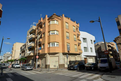 Apartment for sale in Guardamar del Segura, Alicante. 
