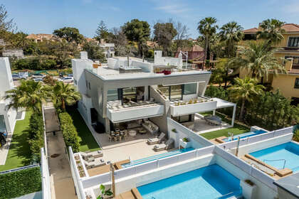Huizen verkoop in Puerto Banús, Málaga. 