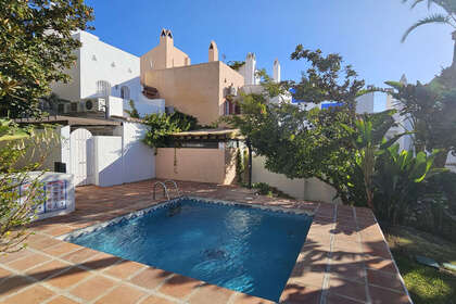 Maison de ville vendre en Nueva andalucia, Málaga. 