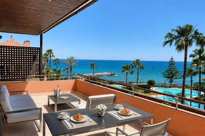 Penthouses verkoop in Puerto Banús, Málaga. 