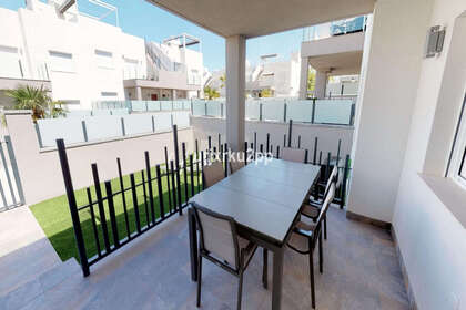Appartementen verkoop in Daya Nueva, Alicante. 