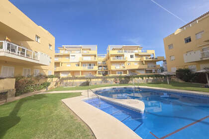 Appartementen verkoop in Cala Del Moral, La, Málaga. 