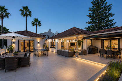Rijtjeshuizen verkoop in Sotogrande, Cádiz. 