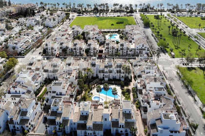 Apartment for sale in San Pedro de Alcántara, Marbella, Málaga. 