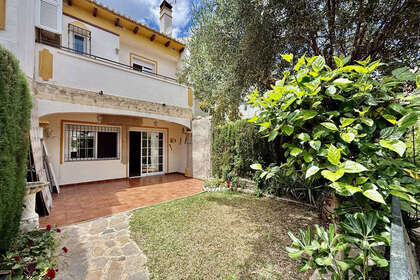 Huizen verkoop in Puerto Banús, Málaga. 