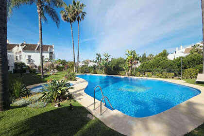 House for sale in Puerto Banús, Marbella, Málaga. 