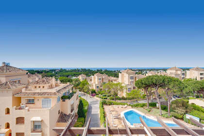 Apartment for sale in Elviria, Marbella, Málaga. 