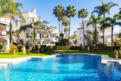 Huizen verkoop in Nueva andalucia, Málaga. 