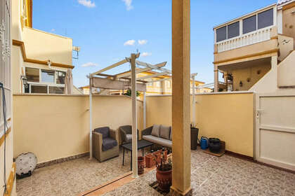Rijtjeshuizen verkoop in , Orihuela, Alicante. 