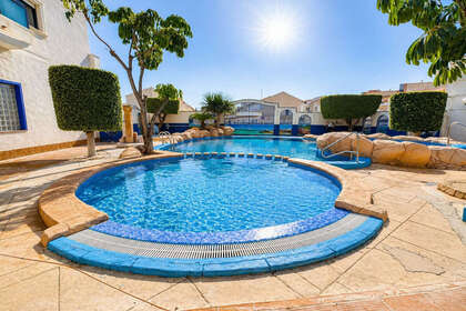 Appartementen verkoop in Campoamor, Alicante/Alacant. 