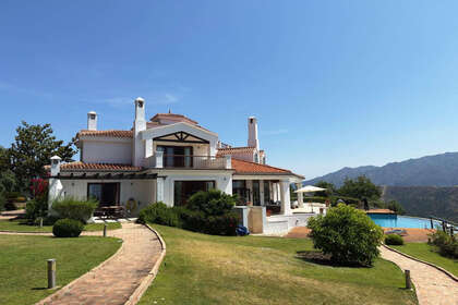 Rijtjeshuizen verkoop in La Zagaleta, Marbella, Málaga. 