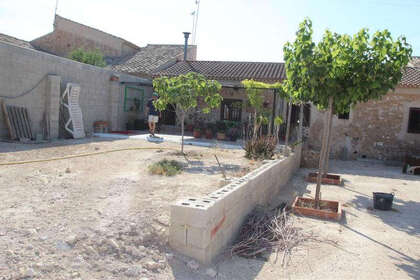 Fincas verkoop in Pinoso, Alicante. 
