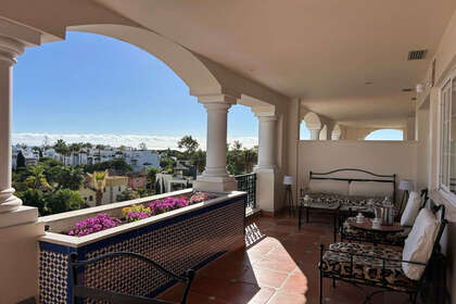 Apartment for sale in Puerto Banús, Marbella, Málaga. 