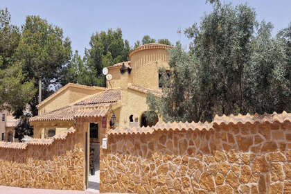 Maison de ville vendre en Orihuela, Alicante. 
