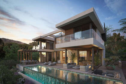 Maison de ville vendre en Puerto Banús, Marbella, Málaga. 