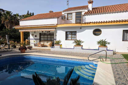 Reihenhaus zu verkaufen in Benalmádena, Málaga. 