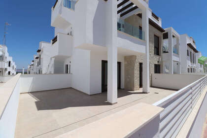 Apartamento venda em Balones, Alicante. 