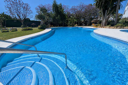 Apartment for sale in Calahonda, Mijas, Málaga. 