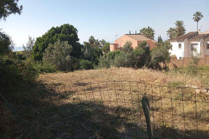 Parcela/Finca venta en Arroyo de la Miel, Benalmádena, Málaga. 