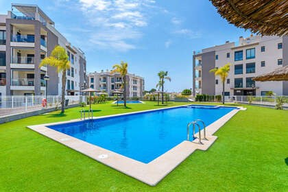 Apartment zu verkaufen in Villamartín, Alicante. 
