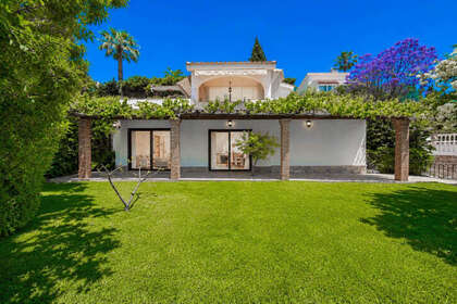 Haus zu verkaufen in Torremuelle, Benalmádena, Málaga. 