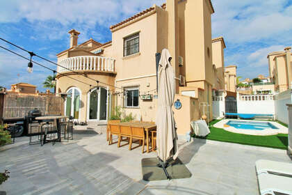 Haus zu verkaufen in Villamartín, Alicante. 