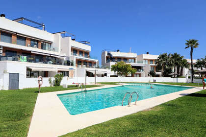 Apartment zu verkaufen in Villamartín, Alicante. 