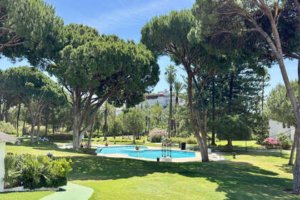 Apartment zu verkaufen in Puerto Banús, Málaga. 