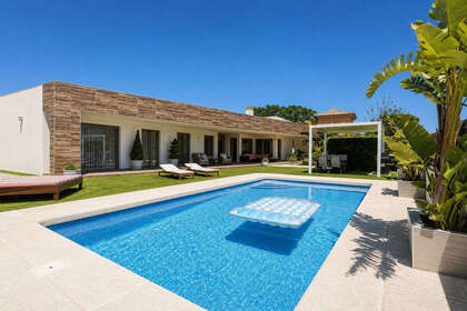 Casa Cluster venda em Santa Pola, Alicante. 