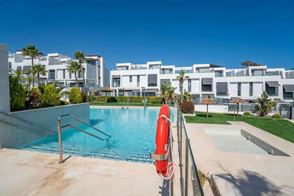 Haus zu verkaufen in Rincón de la Victoria, Málaga. 