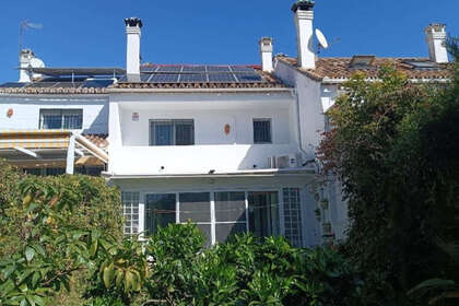 Haus zu verkaufen in Puerto Banús, Marbella, Málaga. 