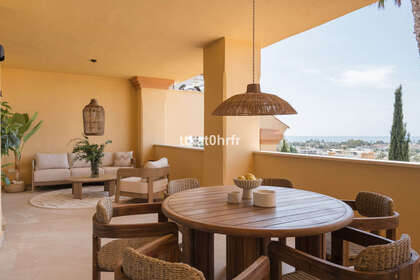 Apartment zu verkaufen in Nueva andalucia, Málaga. 