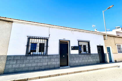 Haus zu verkaufen in San Miguel de Salinas, Alicante. 