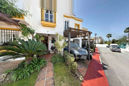 Haus zu verkaufen in Atalaya, La, Málaga. 