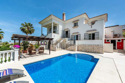 Chalet Adosado venta en Mijas, Málaga. 
