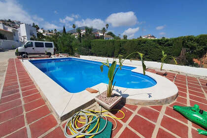 Chalet Adosado venta en Fuengirola, Málaga. 