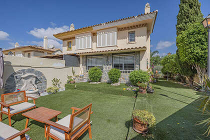 House for sale in Alhaurín de la Torre, Málaga. 