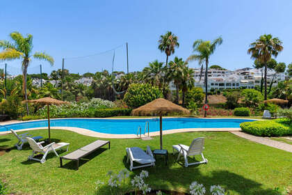 Apartamento venta en Benahavís, Málaga. 