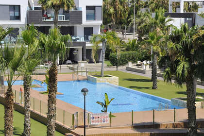 Ático venta en Guardamar del Segura, Alicante. 
