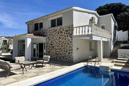 Chalet Adosado venta en Marbella, Málaga. 