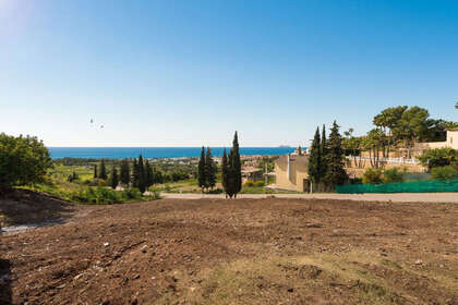 Parcela/Finca venta en El Paraiso, Estepona, Málaga. 