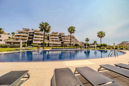 Apartamento venta en Benahavís, Málaga. 