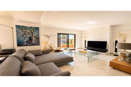 Apartamento venta en Estepona, Málaga. 