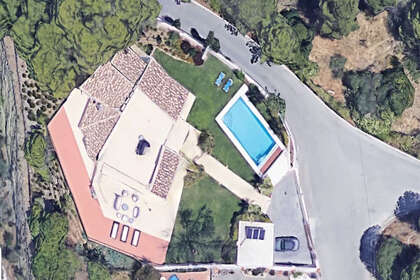Chalet Adosado venta en Benahavís, Málaga. 